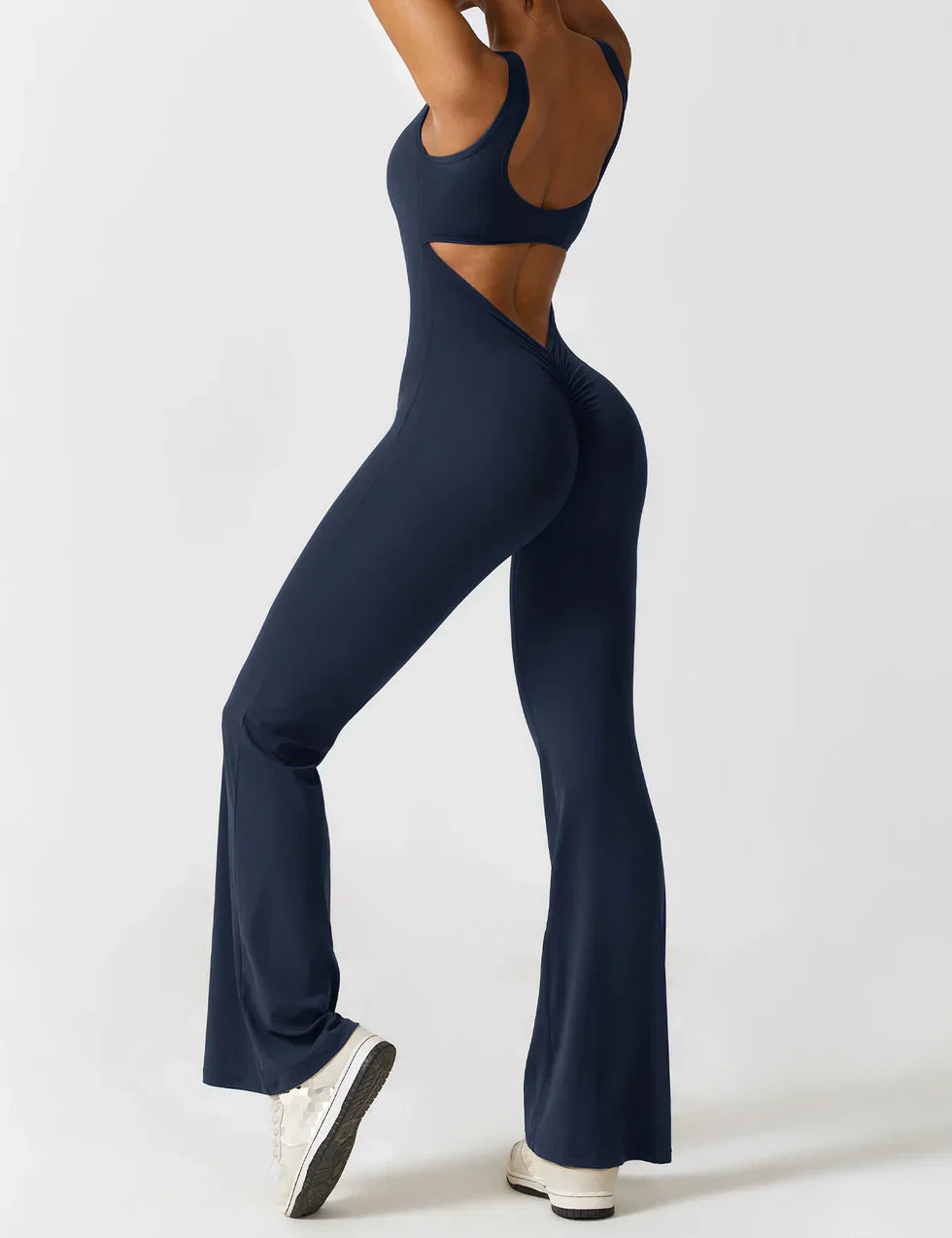 Elena - Uitlopende jumpsuit met V-rug