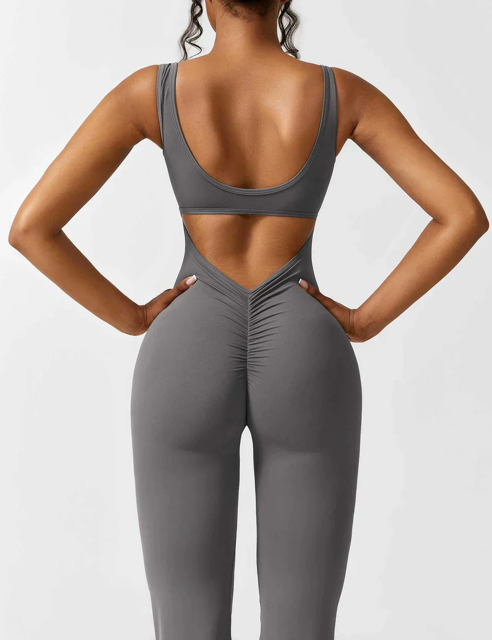 Elena - Uitlopende jumpsuit met V-rug