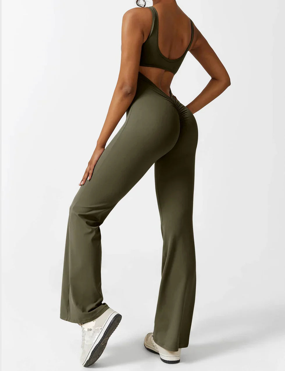 Elena - Uitlopende jumpsuit met V-rug