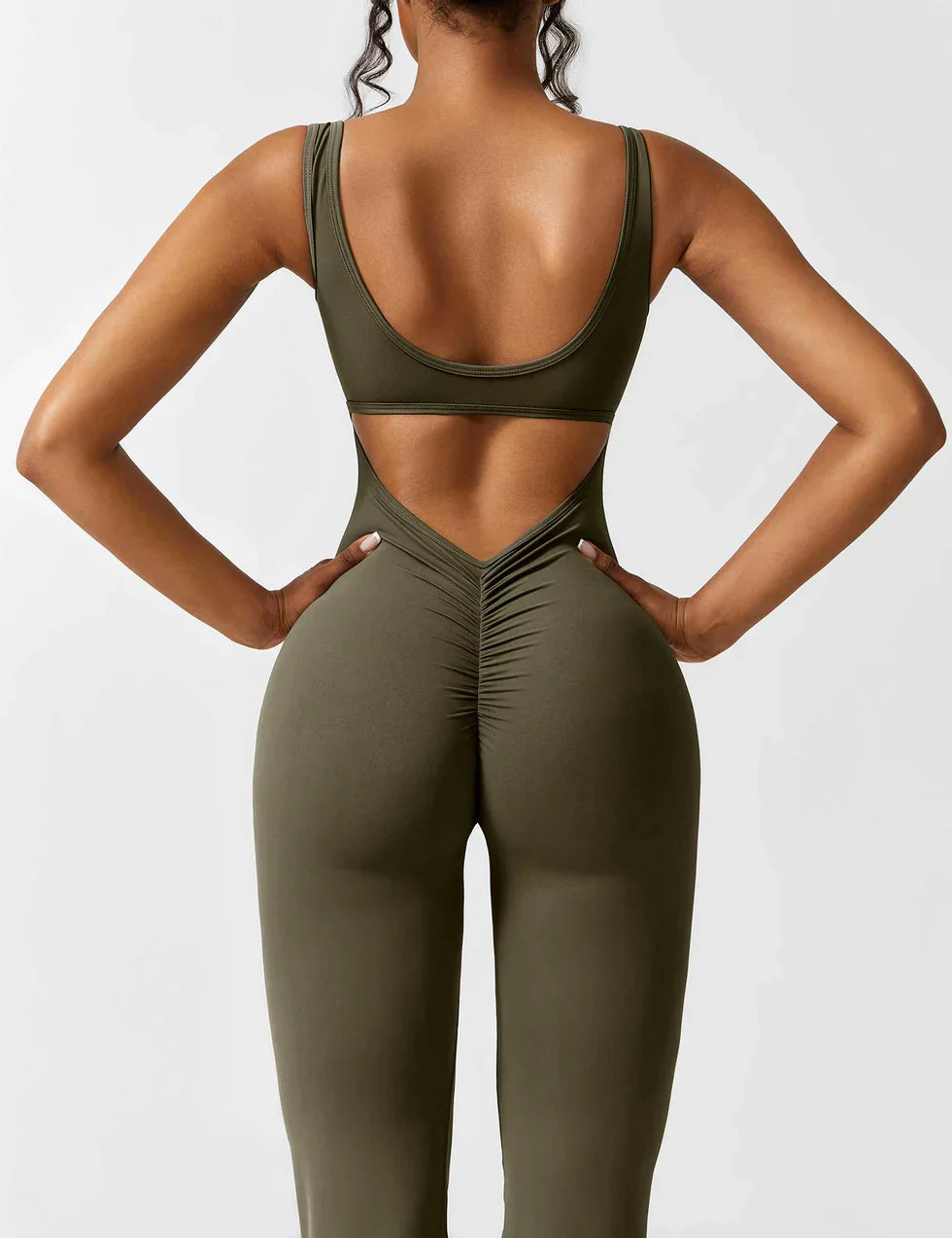 Elena - Uitlopende jumpsuit met V-rug